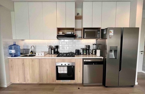 Pisco Apartamento | Ocean View Family Apartment with Service Room, 5min from the National Reserve