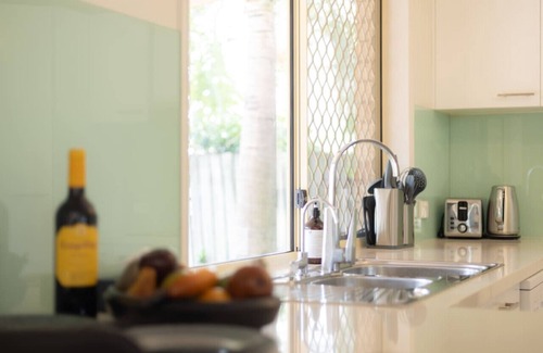 Clontarf Casa | Ocean View From Balcony 5BR Home w/Pool @Redcliffe