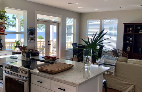 Long Beach Casa | WAIT..WHAT..that ocean view from EVERY room? Welcome to The Beach House! 3bd/3ba