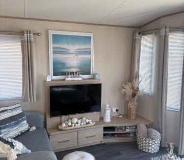 Aldborough Otro | Ocean View