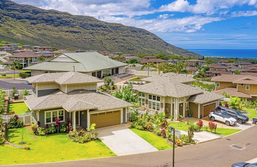 Makaha Valley Casa | Ocean View Home in Gated Makaha Valley Near Beach w/Full Kitchen & Bbq Grill