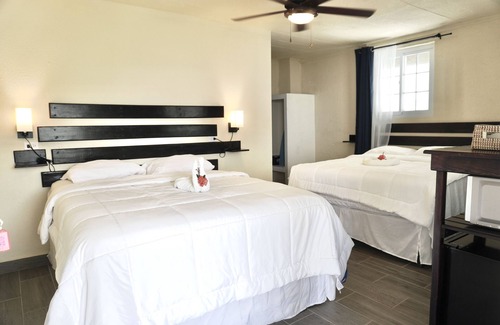 Gravel Bay Hotel | Ocean View Hotel and Restaurant