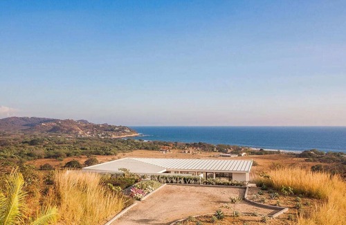 Jiquelite Casa | Ocean view House in Playa Popoyo | Casa Wahoo