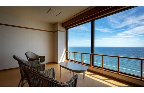 Hakodate Hotel | Ocean view Japanesestyle room on the upper floo / Hakodate Hokkaidō