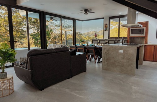 Tárcoles Casa | Ocean View, Jungle, Jaco Area, Infinity Pool, Luxury, Game Room & Gym