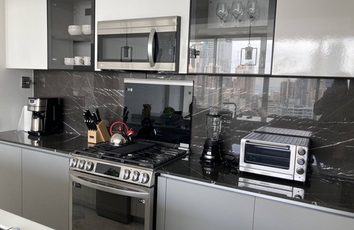 Tumba Vieja Apartamento | Ocean-view Luxe 2-Bedroom at Magnificent Wanders Yoo, Ave Balboa, Panama City!