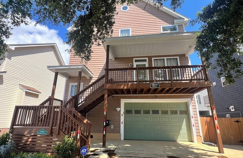 Willoughby Spit Casa | Ocean View Luxe Beach House. Sleeps 8! Seabreeze