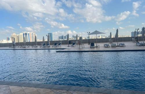 Rumailah Apartamento | Ocean view luxury 3BR duplex at ajman corniche