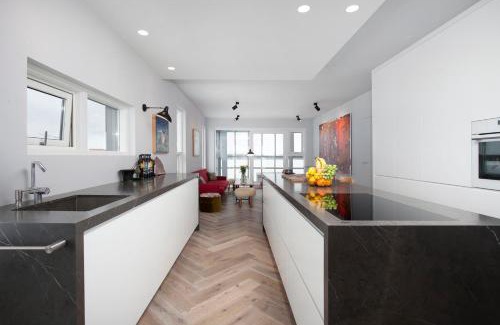 Grandar Apartamento | Ocean View Luxury Apartment in Central Reykjavik