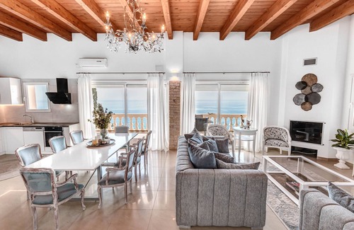 Sinarades Villa | Ocean View Luxury Villa Nefeli