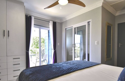 Pringle Bay Apartamento | Ocean View Penthouse at 82 Steps to the Beach