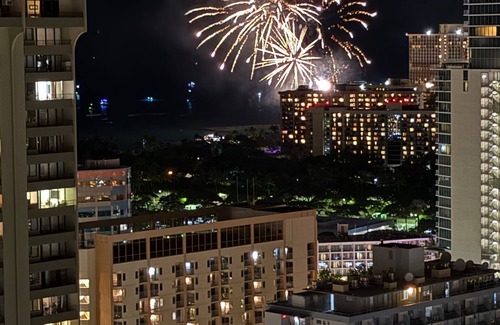 Waikiki Condominio | Ocean View Regency 1-Bedroom on Beach Walk | Lanai