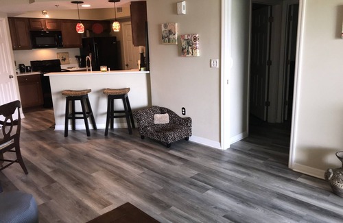 New Smyrna Beach Condominio | VISTA AL MAR LUJO REMODELADO CONDO PET PREMIUM AMISTOSO COMPLEJO GANADOR EN HGTV