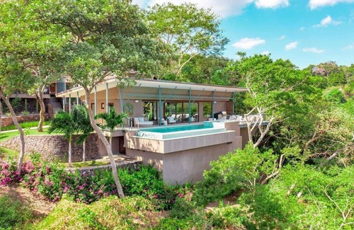 Península de Papagayo Villa | Ocean View Retreat w/ Infinity Pool, Gym