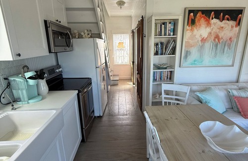 Spanish Wells Cabaña | Ocean View, Sleeps 8, SUP, Beach Toys