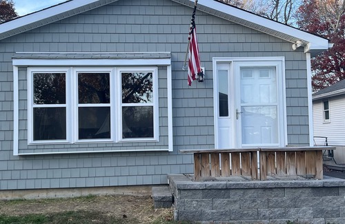 Niantic Casa | Ocean View Steps to water