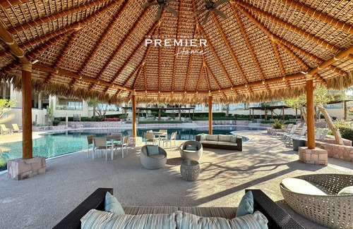 La Paz Apartamento | Ocean View Suite 102 at Puerta Cortés