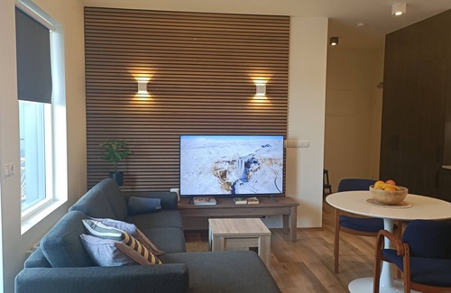 Reykjavik Apartamento | Ocean view suite near Sky Lagoon