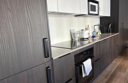 Reykjavik Apartamento | Ocean View Suite near Sky Lagoon