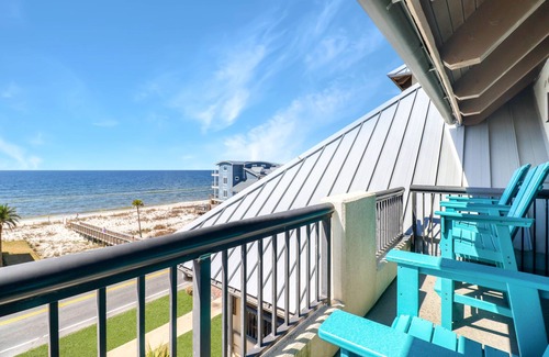 Mexico Beach Condominio | Ocean view, three bedroom, two bath condo in Mexico Beach.