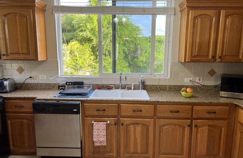 Prospect Casa | Ocean view townhome in Fitts Village