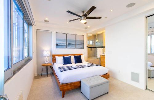 Mission Beach Casa | Ocean view, two-level condo with stunning view, decks, fast WiFi & fireplace