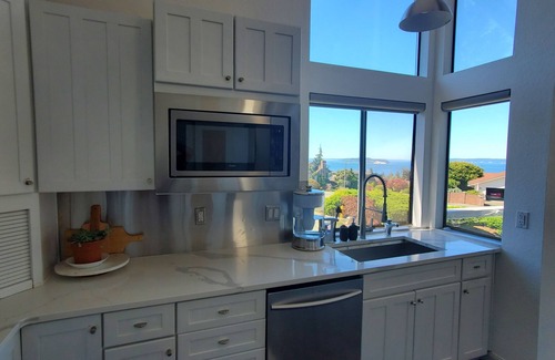 Boulevard Bluffs Casa | Ocean view vacation home