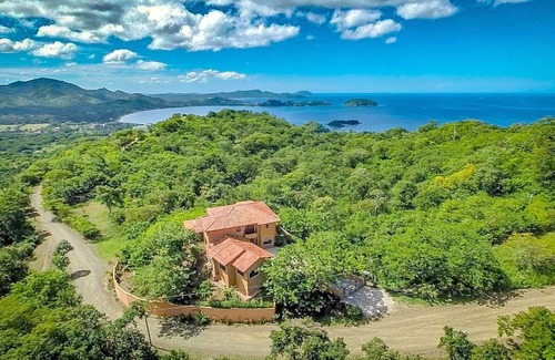 Potrero Casa | Ocean-view Villa Above Potrero Overlooking two Bays