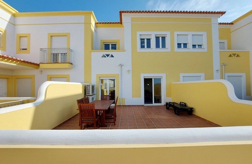 Atalaia Casa | Ocean view Villa with Shared Pool - SCRC
