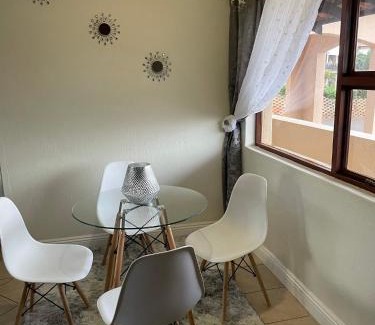 Port Edward Apartamento | Ocean View Villas D3