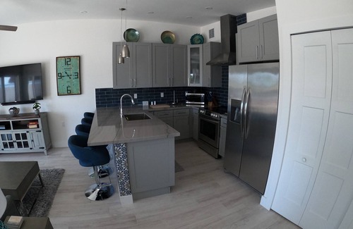 Marathon Villa | Ocean view waterfront villa, dock, tiki minutes to the beach