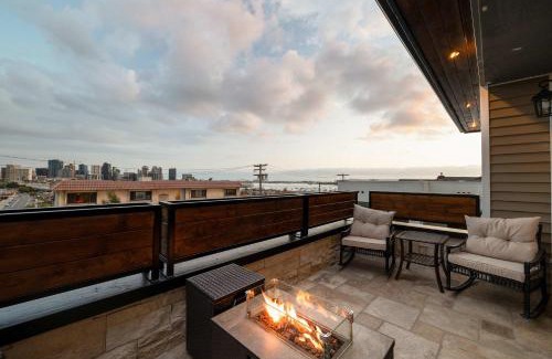 Middletown Casa | Ocean Views and City Oasis House