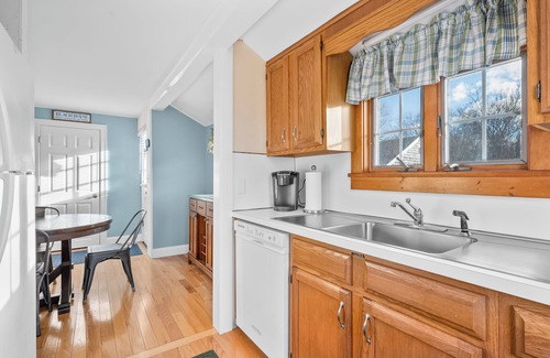 Barnstable Casa | Ocean Views and Private Beach. The Ultimate Cape Cod getaway!
