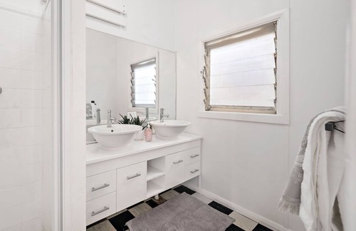 Boat Harbour Casa | Ocean views and stroll to beach from this beautiful renovated house