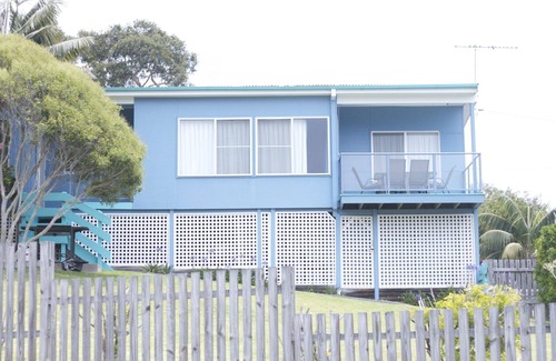 Crescent Head Casa | OCEAN VIEWS & CLOSE TO SHOPS & CAFES