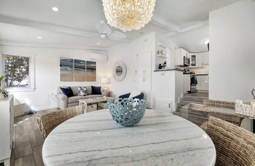 Laguna Beach Cabaña | Ocean Views! Detached Villa by Victoria Beach