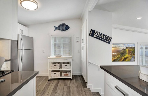Laguna Beach Cabaña | Ocean Views! Detached Villa by Victoria Beach