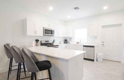 East End Casa | Ocean views from 2 bed condo at the Blowholes