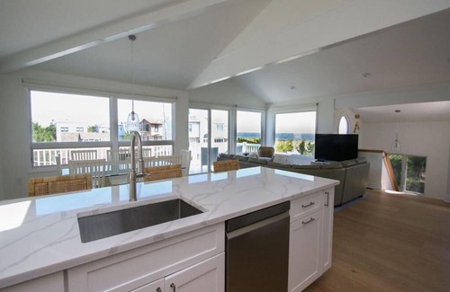 Harvey Cedars Casa | Ocean-views From Multiple Decks