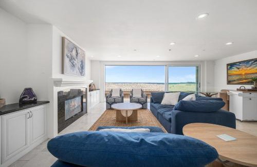Peninsula Casa | Ocean Views in Long Beach