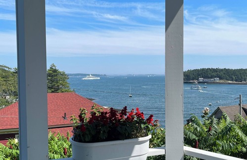Boothbay Harbor Cabaña | Ocean views, private beach, garden patio, red clay tennis, dock access, WiFi