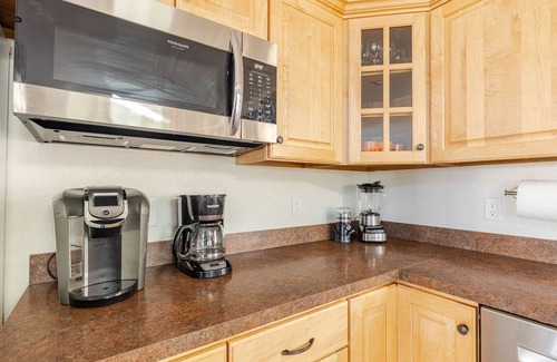 Ocean Sands Casa | Ocean Views at a Lower Price! Pool + HotTub + Beachfront