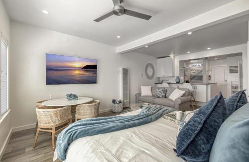 Laguna Beach Casa | Ocean VIEWS! Steps from Victoria Beach, Lux Design