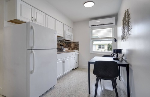Deerfield Beach Hotel | Ocean Villas of Deerfield