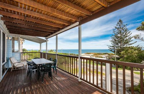 Guilderton Casa | Ocean Vista Large Modern Home With Ocean Views