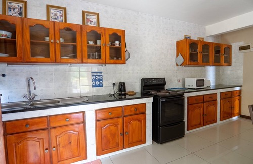 Mahe Island Apartamento | OCEAN VISTA