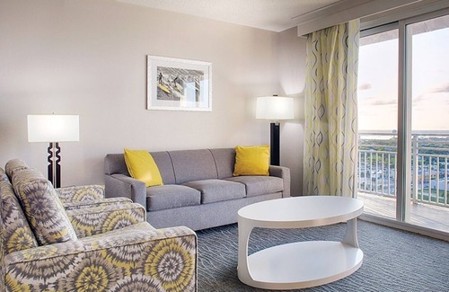 Brush - Stewarts Complejo | Ocean Walk 1 BR DELUXE, Sleeps 4, Next to Bandshell, Pier, Ocean Walk Village!