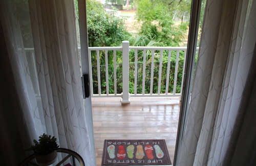 Demere Park Condominio | Ocean Walk 1Bd/1Ba Condo Close to the Village Pier Area