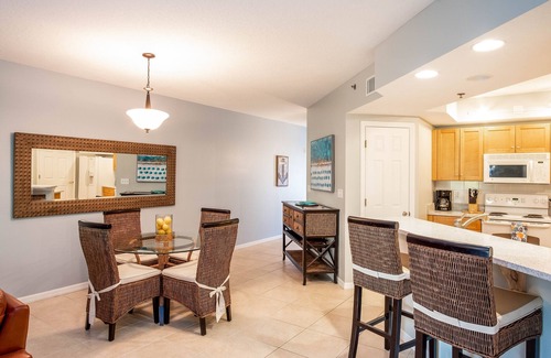 New Smyrna Beach Condominio | Ocean Walk Beachside Luxury con servicios del resort