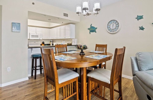 New Smyrna Beach Condominio | Ocean Walk Bld 15 Unit 203 3bdrm Corner Unit